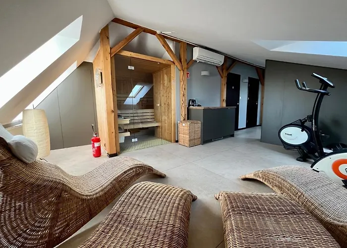 Malta Premium فندق 3*