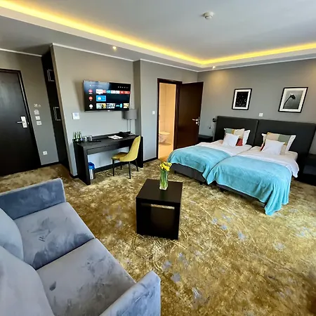 ホテル Malta Premium 3*